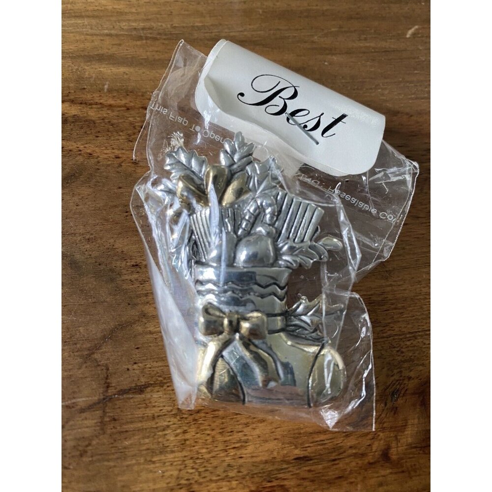 Vintage Best Silver & Gold Tone Christmas Stocking Estate Pin Brooch Pendant